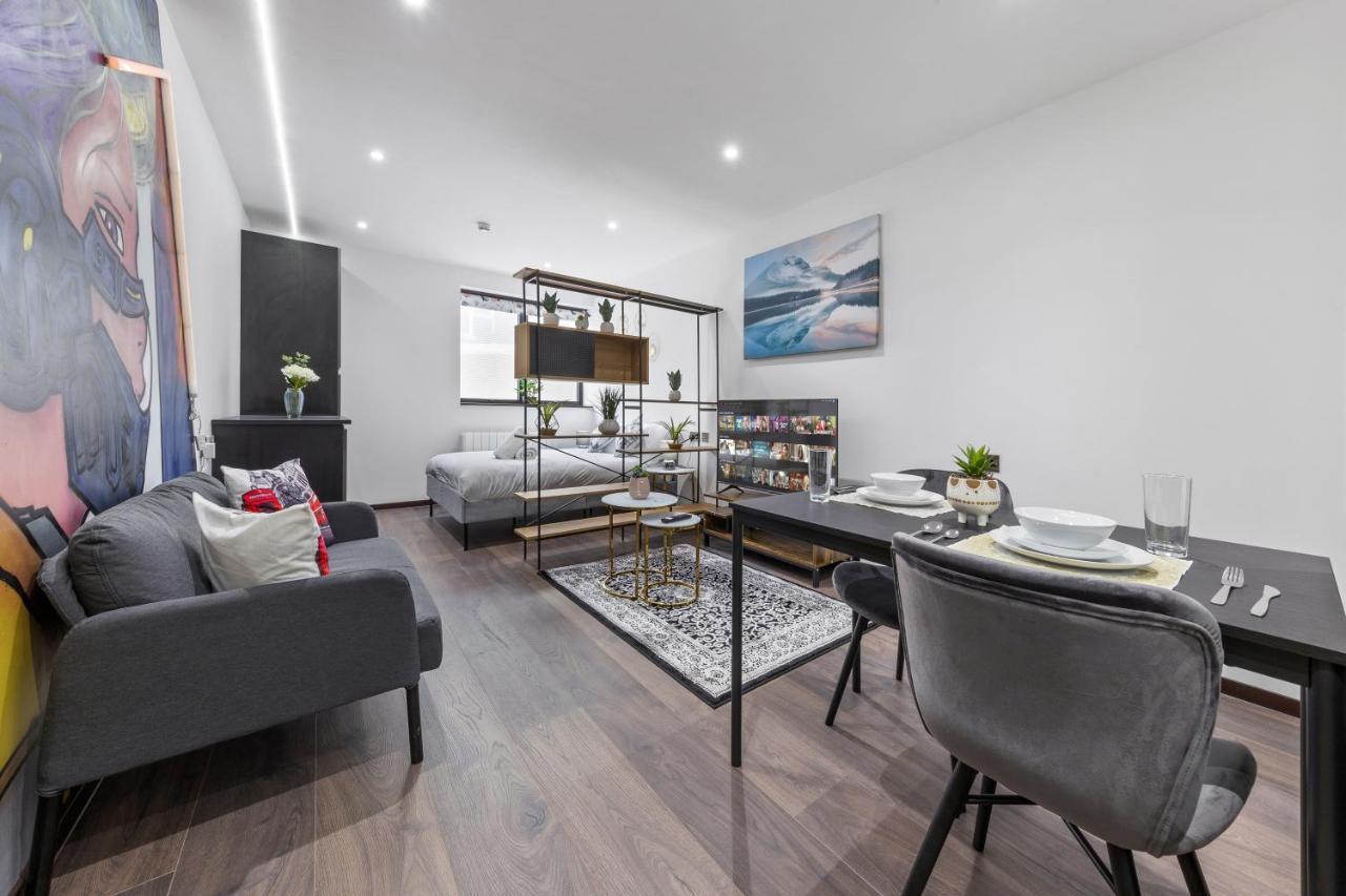Golders Green Homes Лондон Екстер'єр фото
